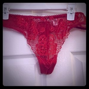 Victoria's Secret red thong size L